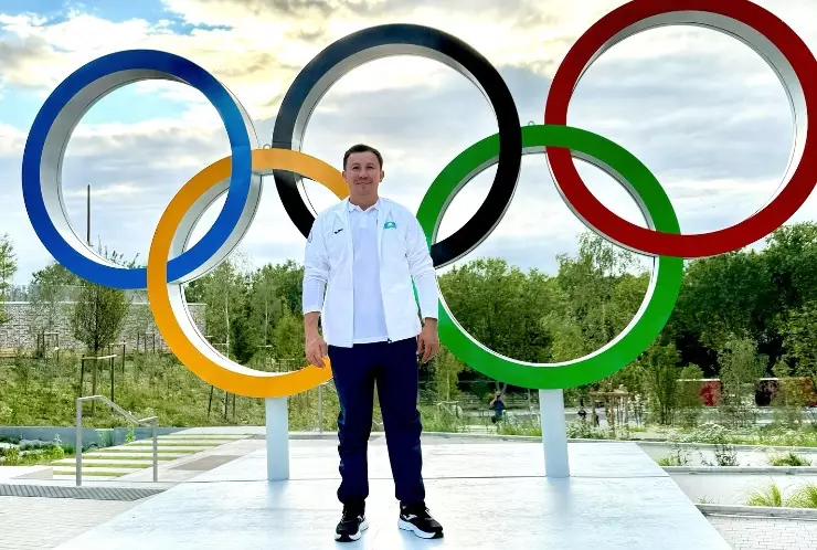 20 лет спустя: Головкин прибыл на Олимпиаду в Париж и встретился с боксерами