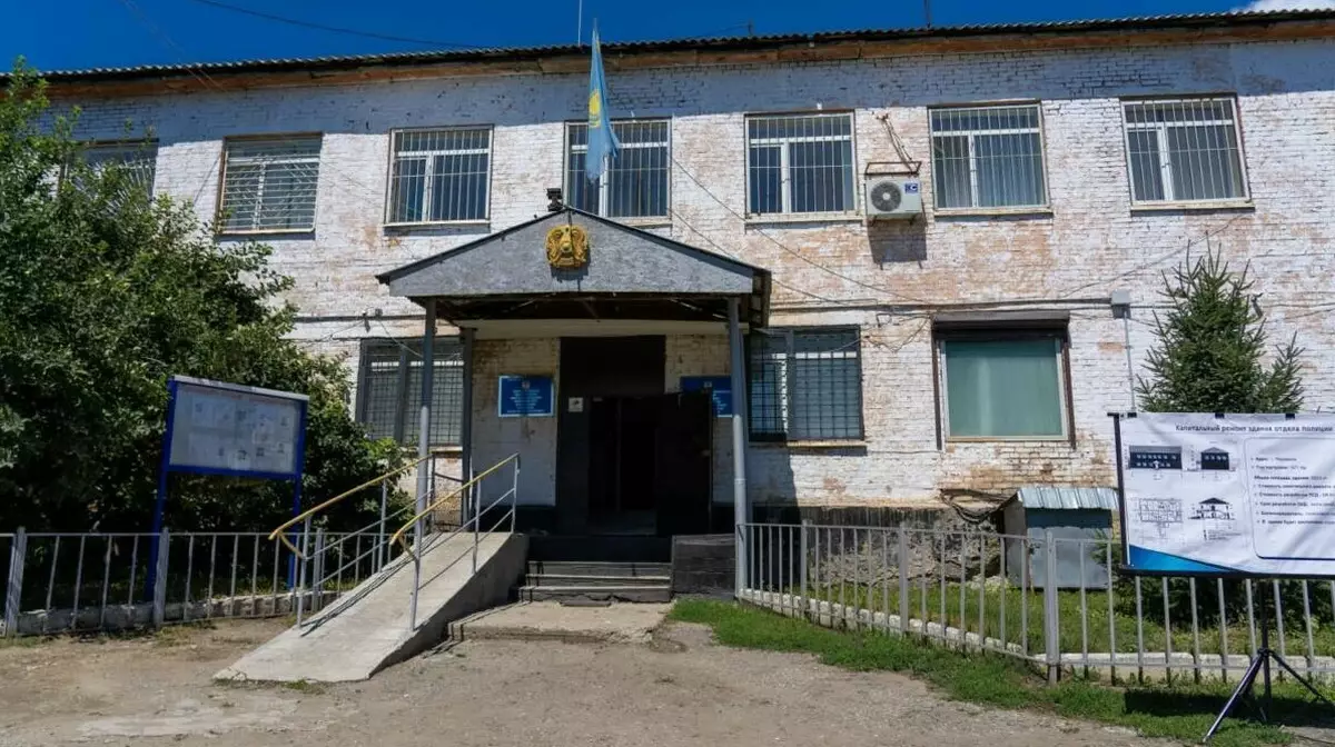 Власти ВКО выделят средства на ремонт устаревших зданий полиции