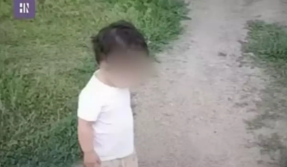 Двухлетний малыш сбежал из детсада под Астаной