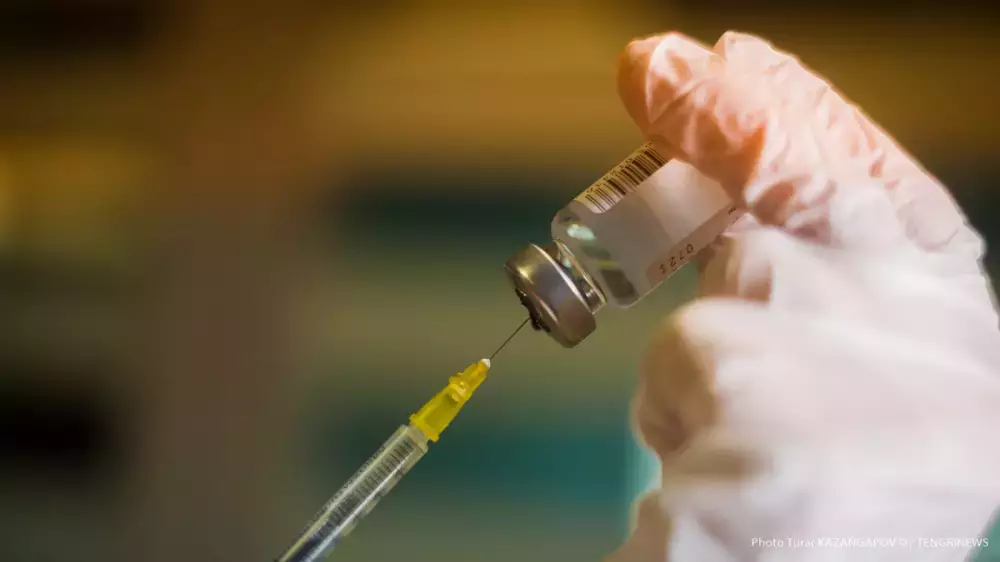 Казахстан продолжает работать над вакциной от коронавируса