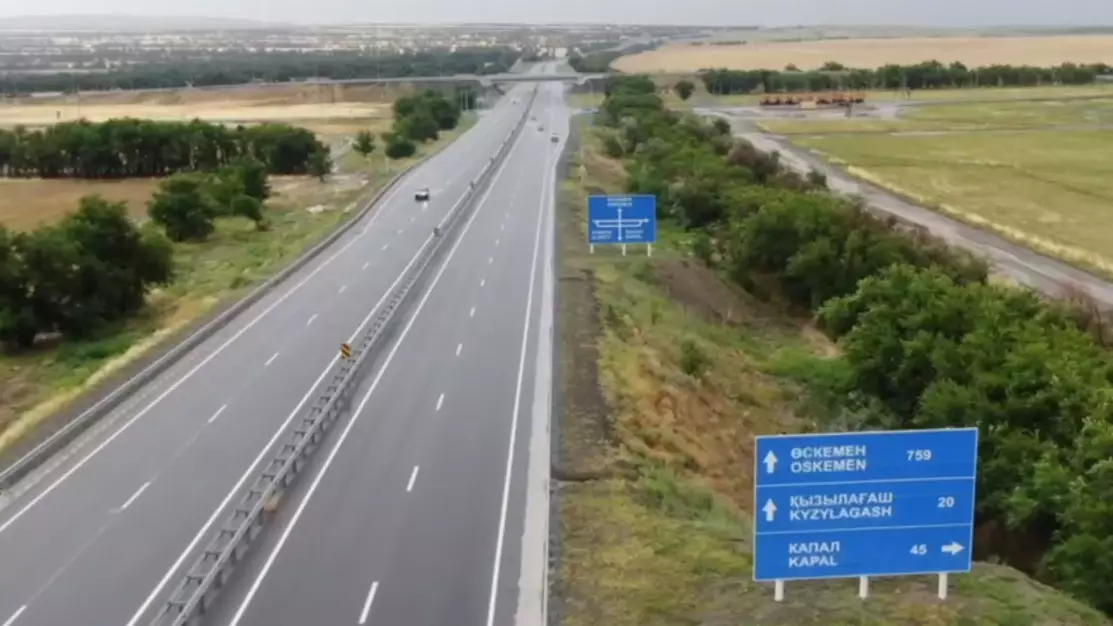 Открыта для проезда новая четырехполосная дорога на трассе Талдыкорган – Усть-Каменогорск