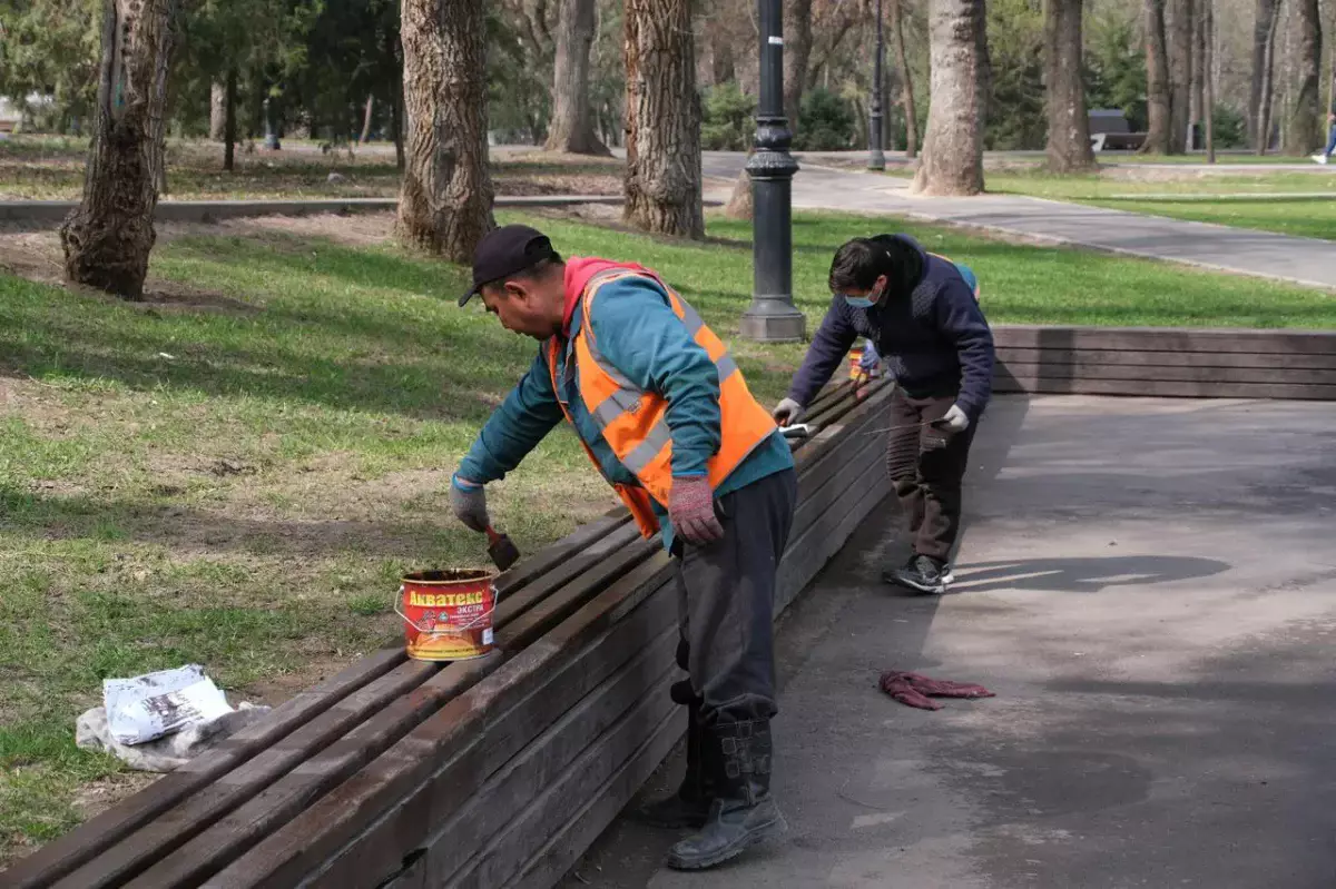 Требования по содержанию парковой мебели включили в новые правила благоустройства Алматы