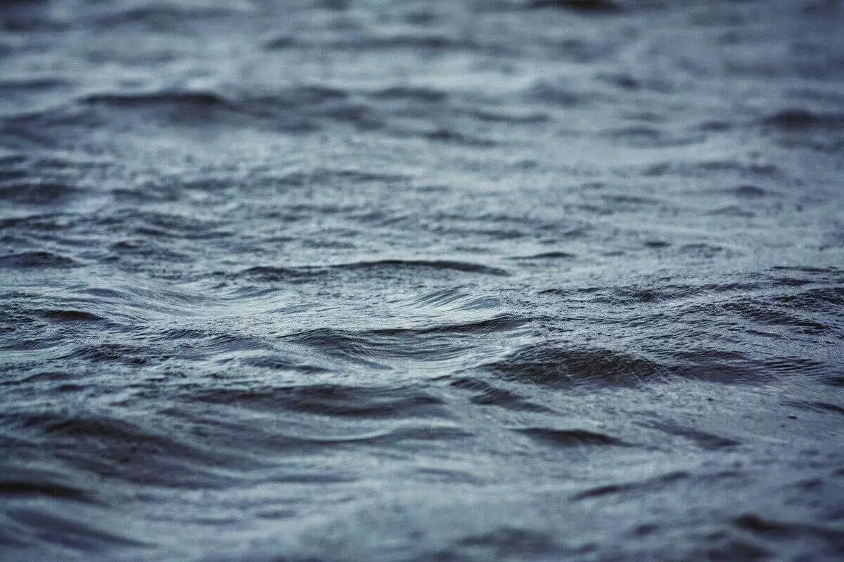 Ночью еще двое подростков утонули в реке Урал в Атырау