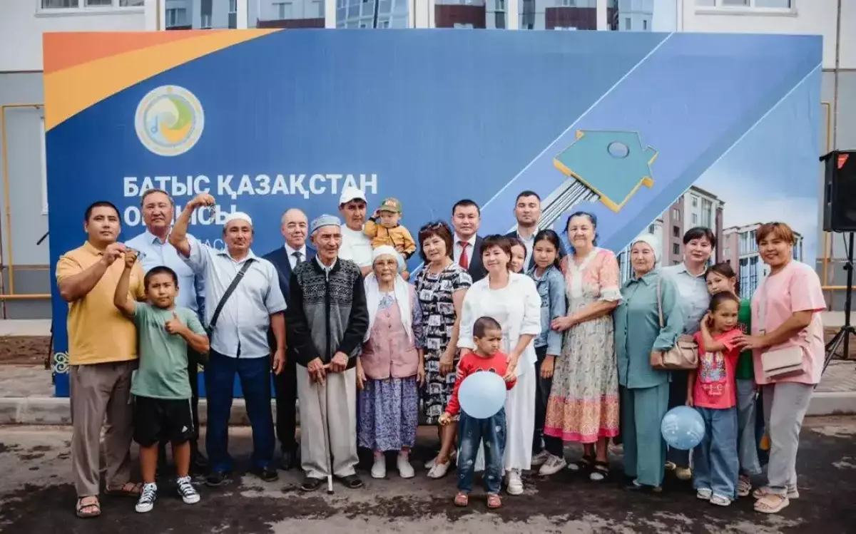 Паводки в Казахстане: Новые квартиры получили 1 100 дачников в Уральске