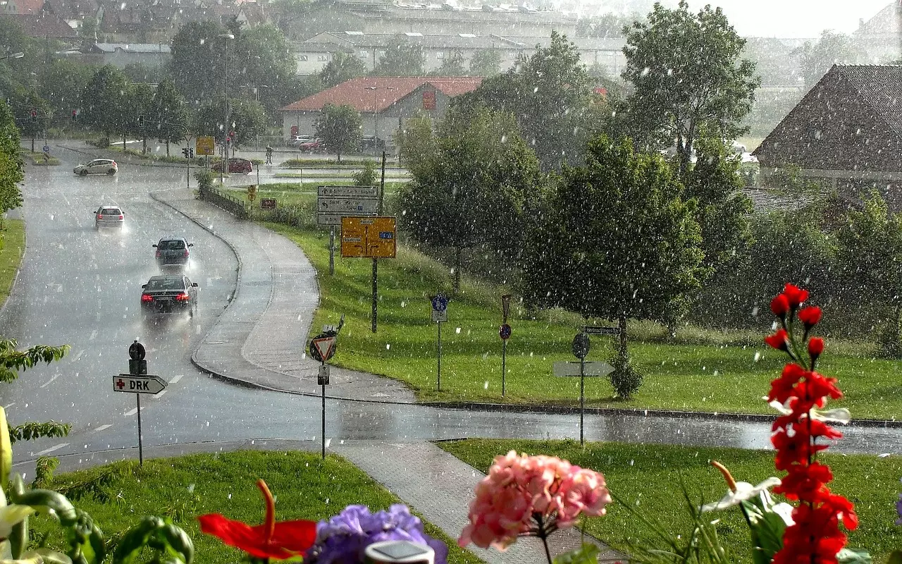 Дожди ожидаются в среду в ряде регионов Казахстана