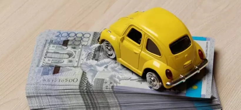 Стоимость изготовления техпаспорта, водительских прав и госномеров на авто озвучили в Казахстане