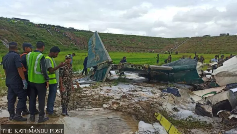 Самолёт с 19 людьми на борту разбился в Непале