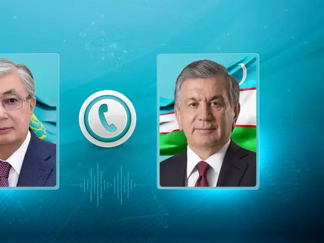Глава государства провел телефонный разговор с Шавкатом Мирзиёевым