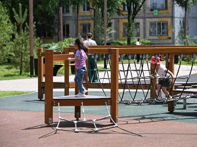 В Алматы введены новые требования для детских и спортивных площадок  