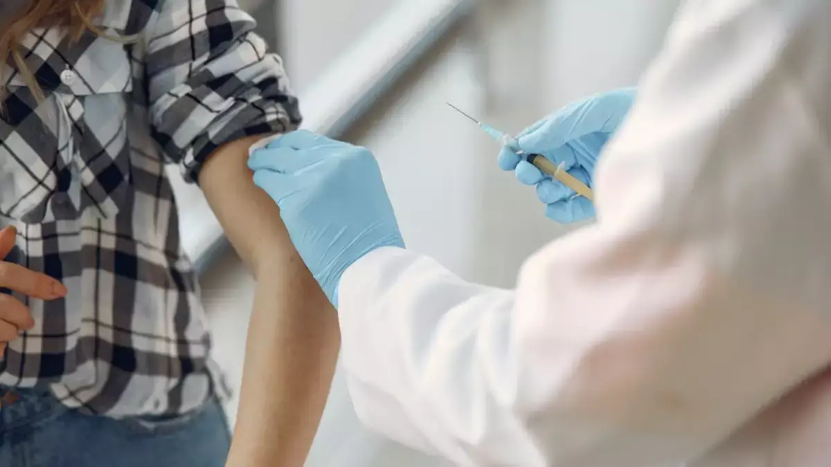 Вакцинация от ВПЧ не приводит к бесплодию — Минздрав 