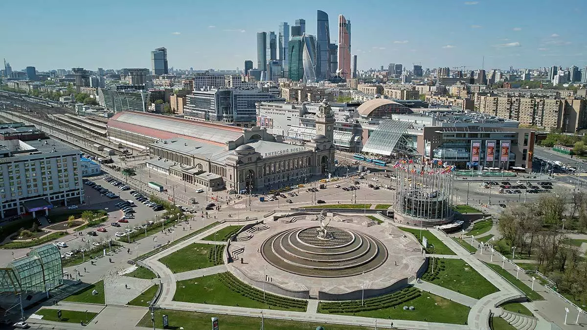 Мэр Москвы переименовал площадь Европы в площадь Евразии
