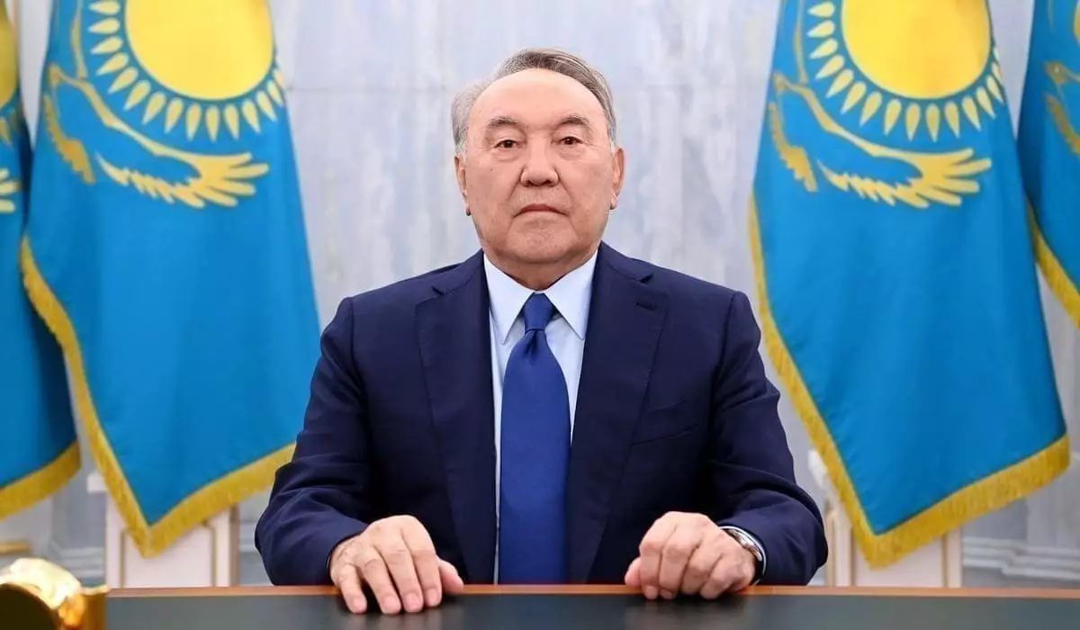 Назарбаев лишился еще одной регалии
