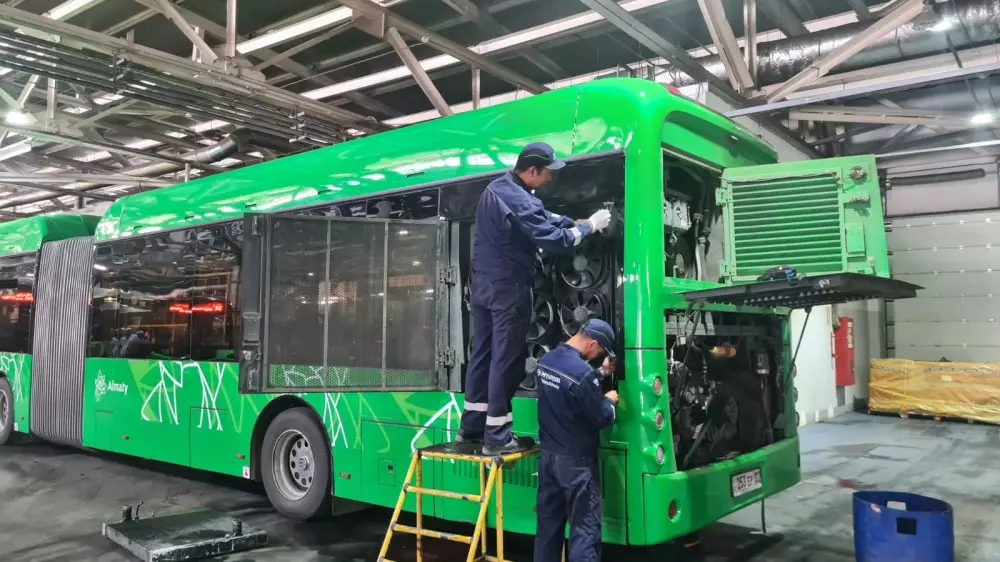 "Алматыэлектротранс" подключит производителей к прямому обслуживанию автобусов