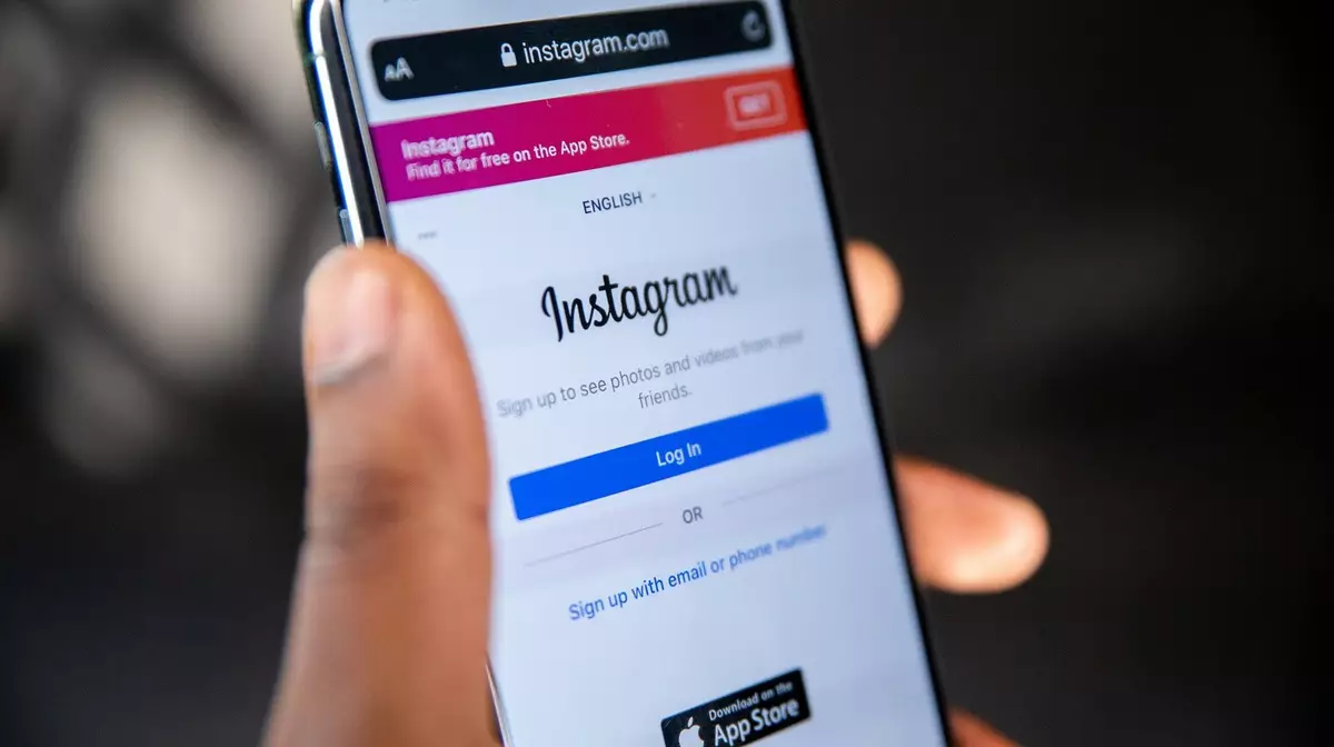Песков высказался о возможности возобновления доступа к Instagram в России