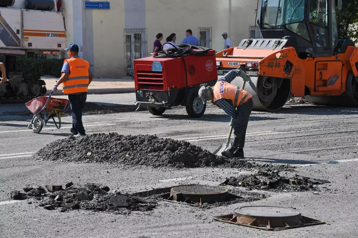 В Наурызбайском районе Алматы в текущем году отремонтируют 30 улиц и построят 6 новых