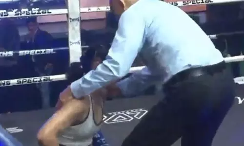 Видео нокаута красавицы-боксерши из Казахстана в бою за титул WBA