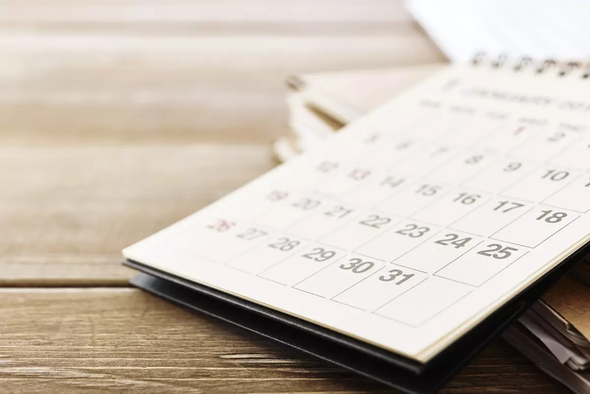 Минтруд опубликовал календарь праздничных и выходных дней в 2025 году