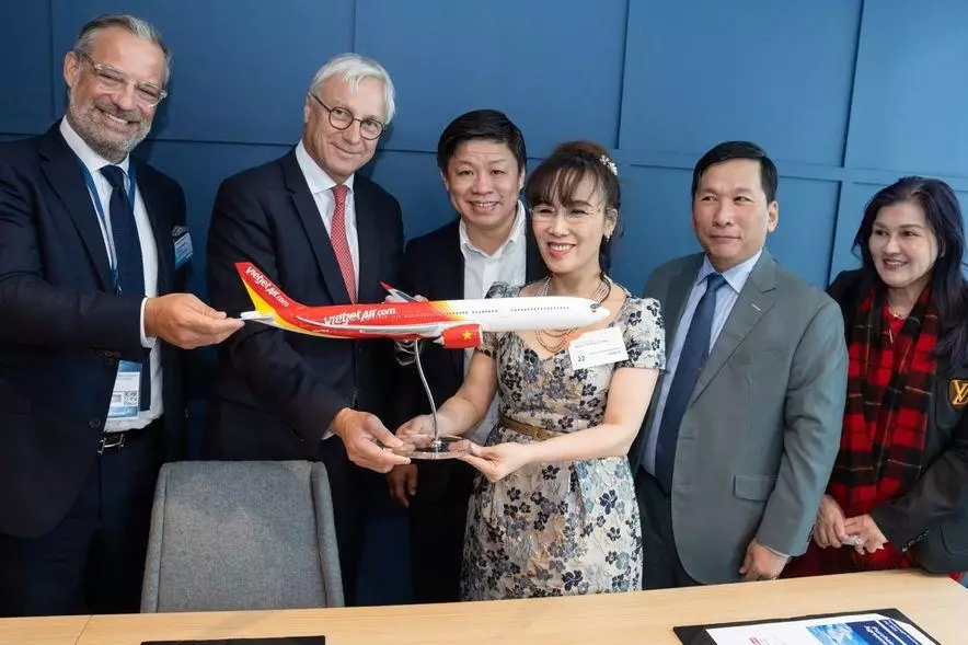 Vietjet и Airbus подписали контракт на 20 широкофюзеляжных самолётов A330neo