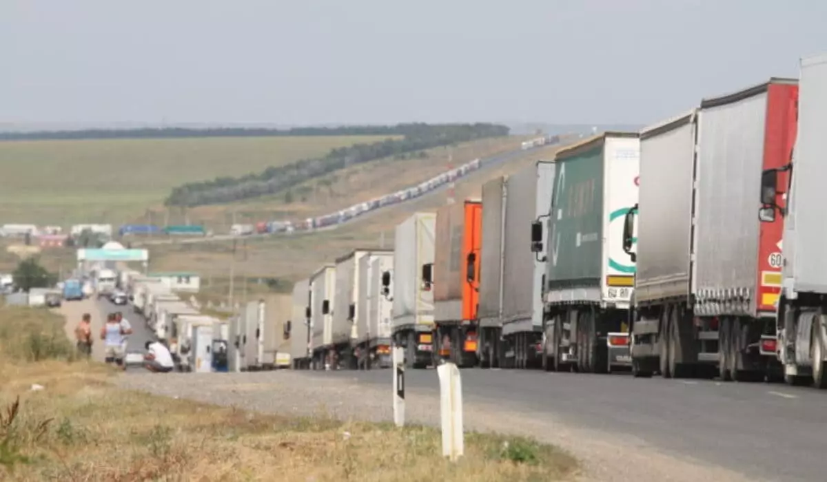 КНБ озвучил обращение: На казахстанско-российской границе возможны затруднения