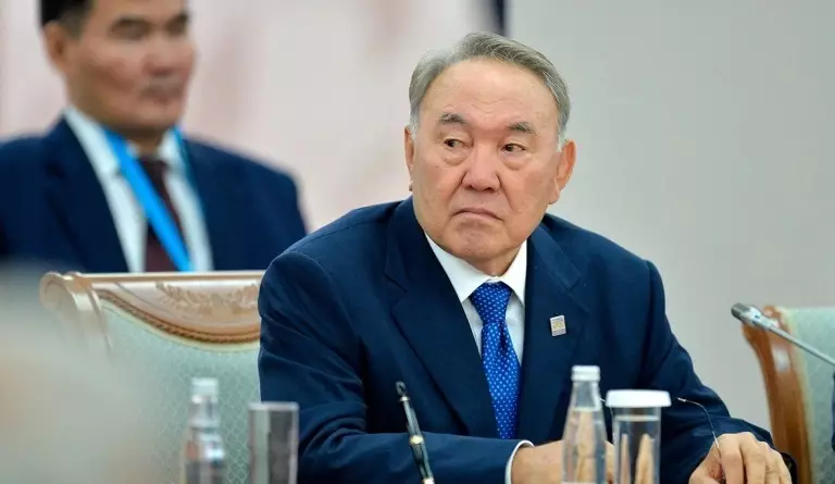 Саясат Нурбек: Назарбаев – академик общественной организации, а не Академии при президенте