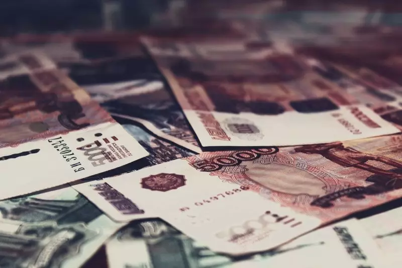 Казахстанцы поставили рекорд по избавлению от рублей