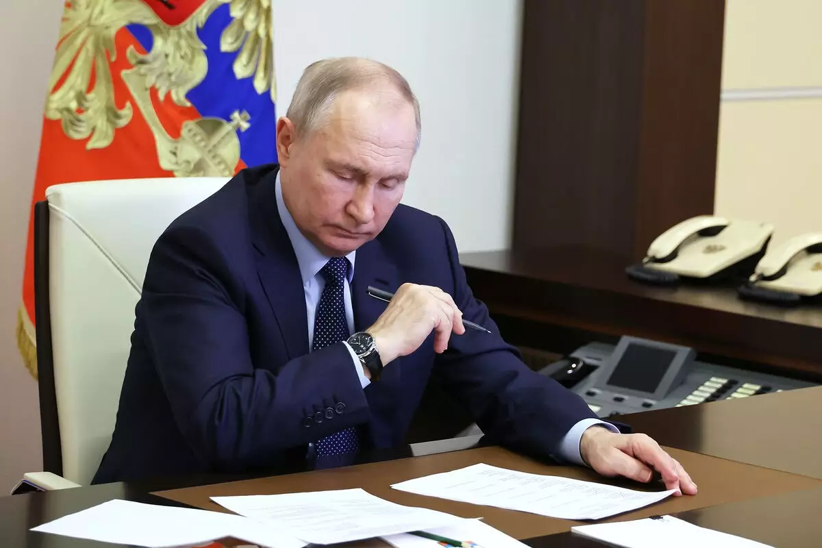Смерть Путина, переворот или военное поражение: как сменится власть в России — экспертный опрос