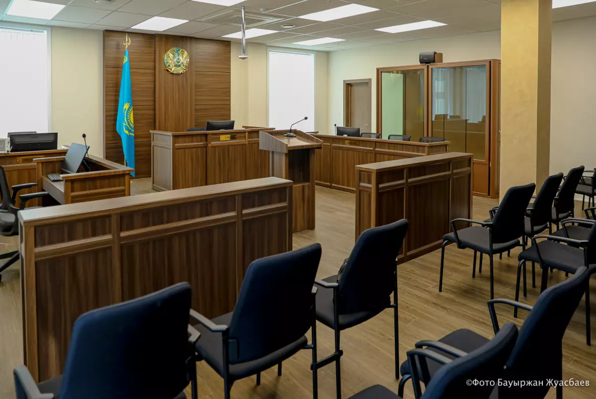 В суде рассмотрели дело об оскорблении Даной Атешовой бывшего супруга