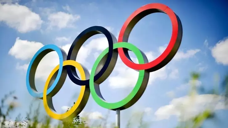 Олимпиада алтынын қайтарып берген қазақстандық спортшылар кімдер?