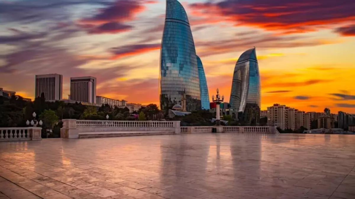 «Желтый» и «оранжевый» уровни погодной опасности объявлены в Азербайджане из-за ветра