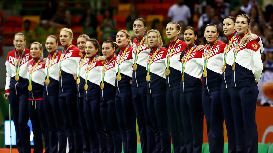 Российских спортсменов хотят обязать клясться в верности стране. Зачем это нужно?