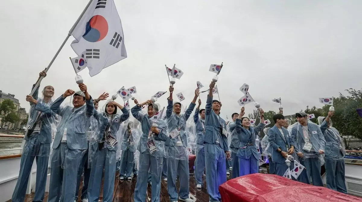 ХОК Олимпиада ашылуында Оңтүстік Кореяны Солтүстік Корея деп көрсеткені үшін кешірім сұрады