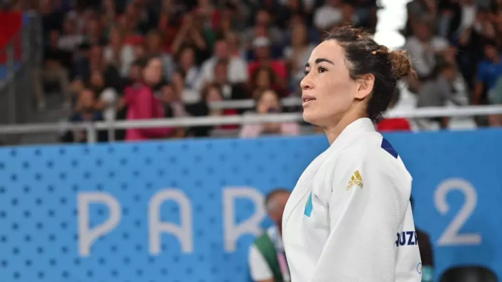 Драмой завершился поединок звезды дзюдо Казахстана за полуфинал Олимпиады