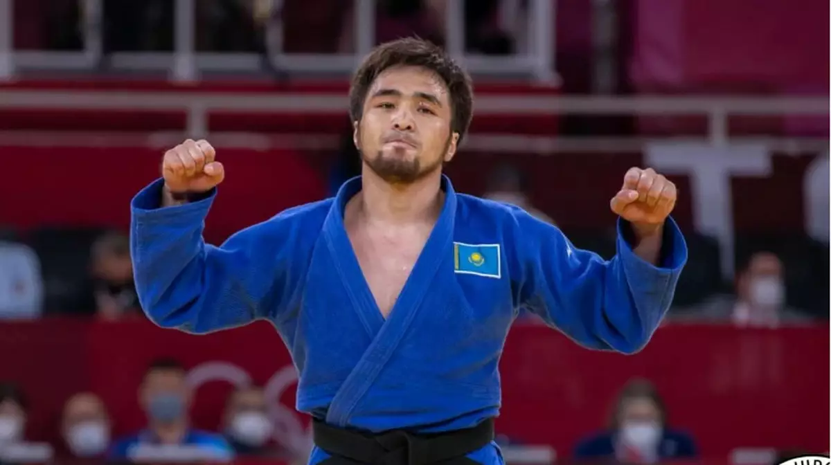 Сметов гарантировал медаль Казахстану на Олимпиаде