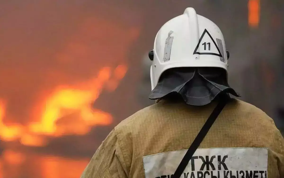 Шымкенттегі күкірт өрті: ТЖМ мәлімдеме жасады