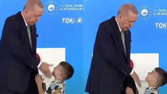 Эрдоган публично дал пощечину мальчику за отказ поцеловать руку