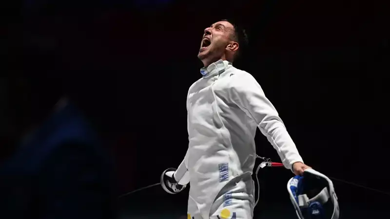Невероятным исходом завершилась схватка  фехтовальщика из Казахстана против француза на Олимпиаде
