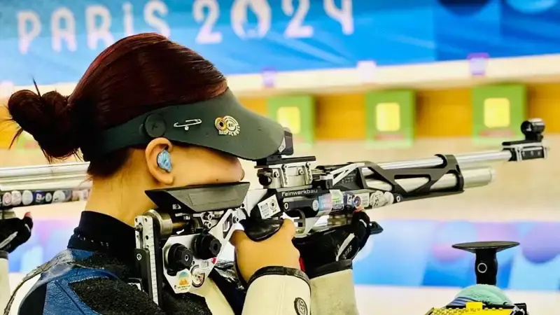 Героиня парижской Олимпиады из Казахстана вышла в финал после триумфа