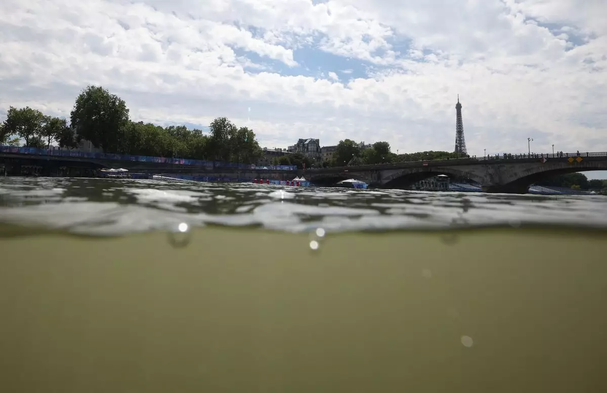 На Олимпиаде отменили второй тренировочный заплыв триатлонистов из-за качества воды в Сене