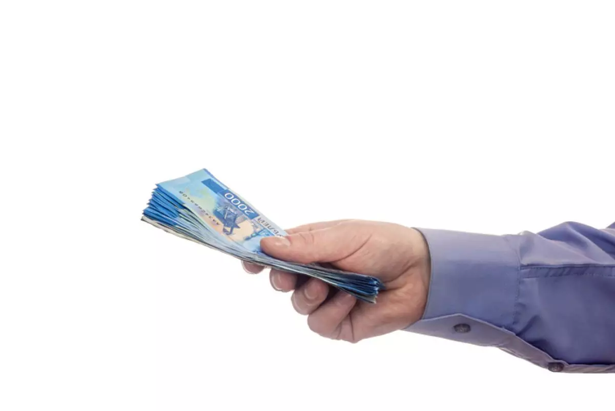 У около 8,9 миллиона казахстанцев есть кредиты