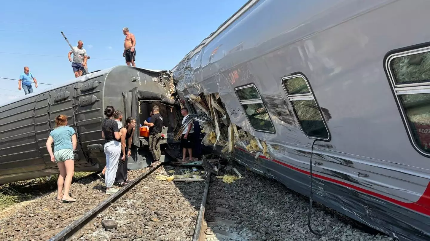 Крушение поезда в России: стали известны причины случившегося