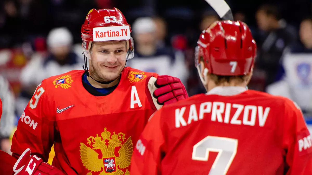 «В том, что Кузнецов будет играть за СКА, нет ничего плохого». Дадонов — о сезоне в НХЛ и Мозякине
