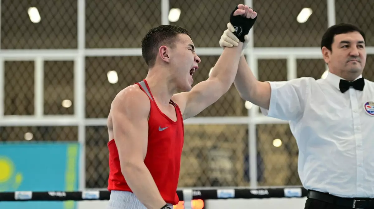 Казахстанский боксер Мухаммедсабыр Базарбайулы вышел в четвертьфинал Олимпиады-2024