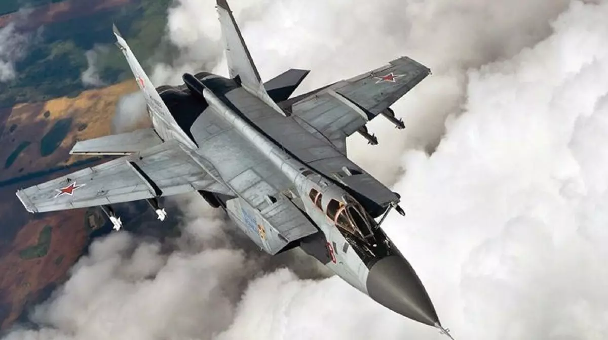 Россия подняла в воздух истребитель МиГ-31К