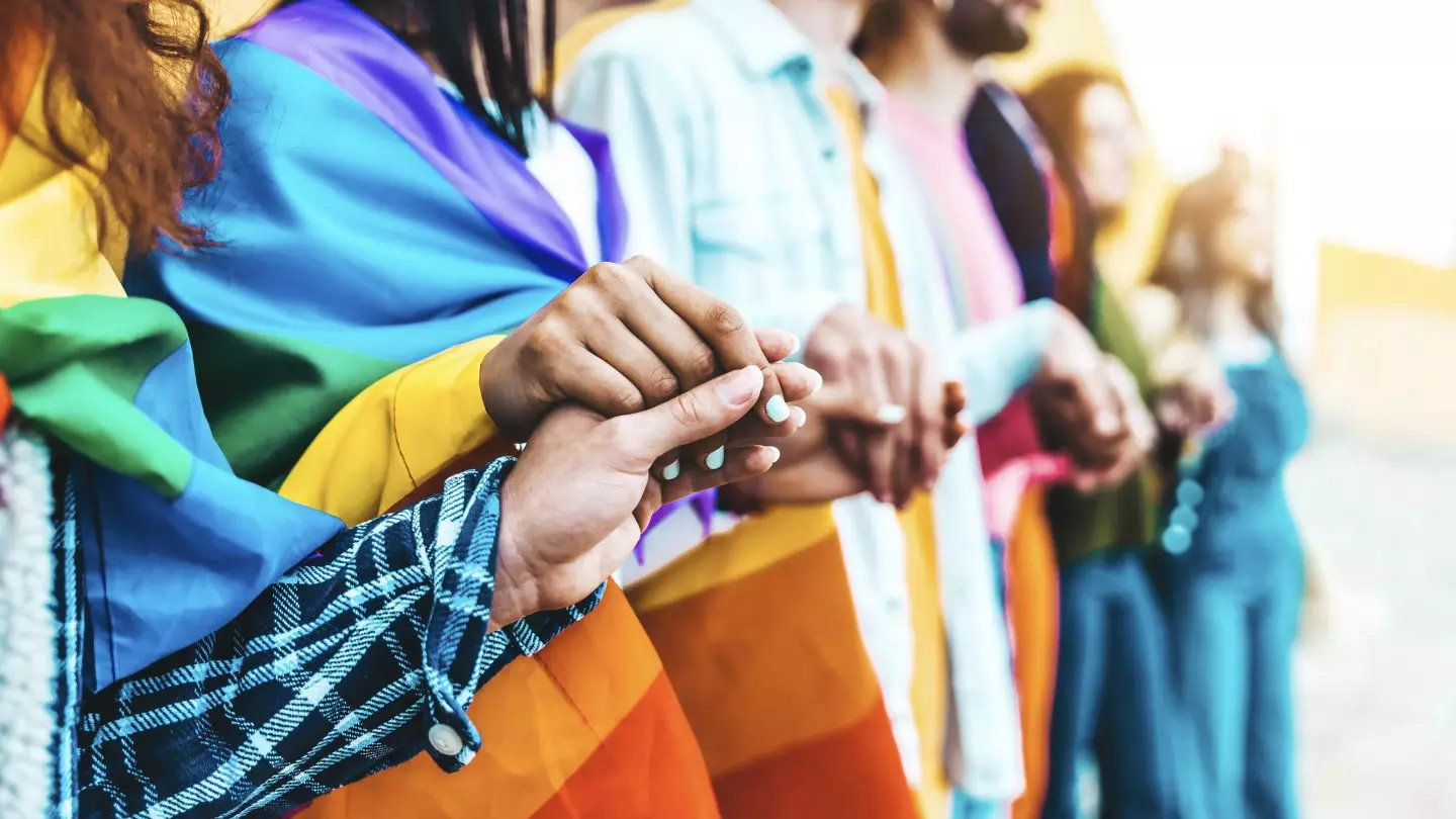 Петицию против пропаганды ЛГБТ публично обсудят в Астане