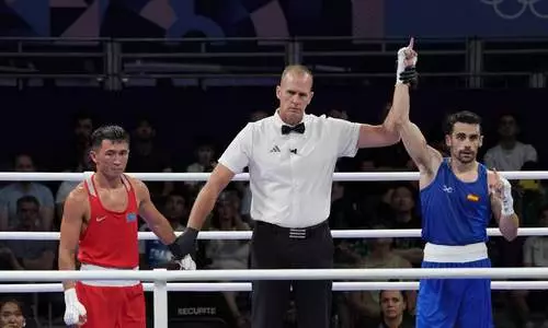 Казахстан потерял третьего боксера на Олимпиаде-2024