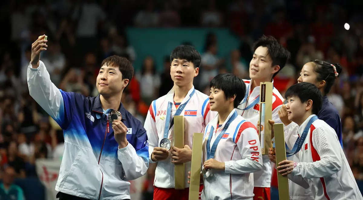 Спортсмены из Южной Кореи и КНДР сделали совместное селфи. Для них спорт вне политики