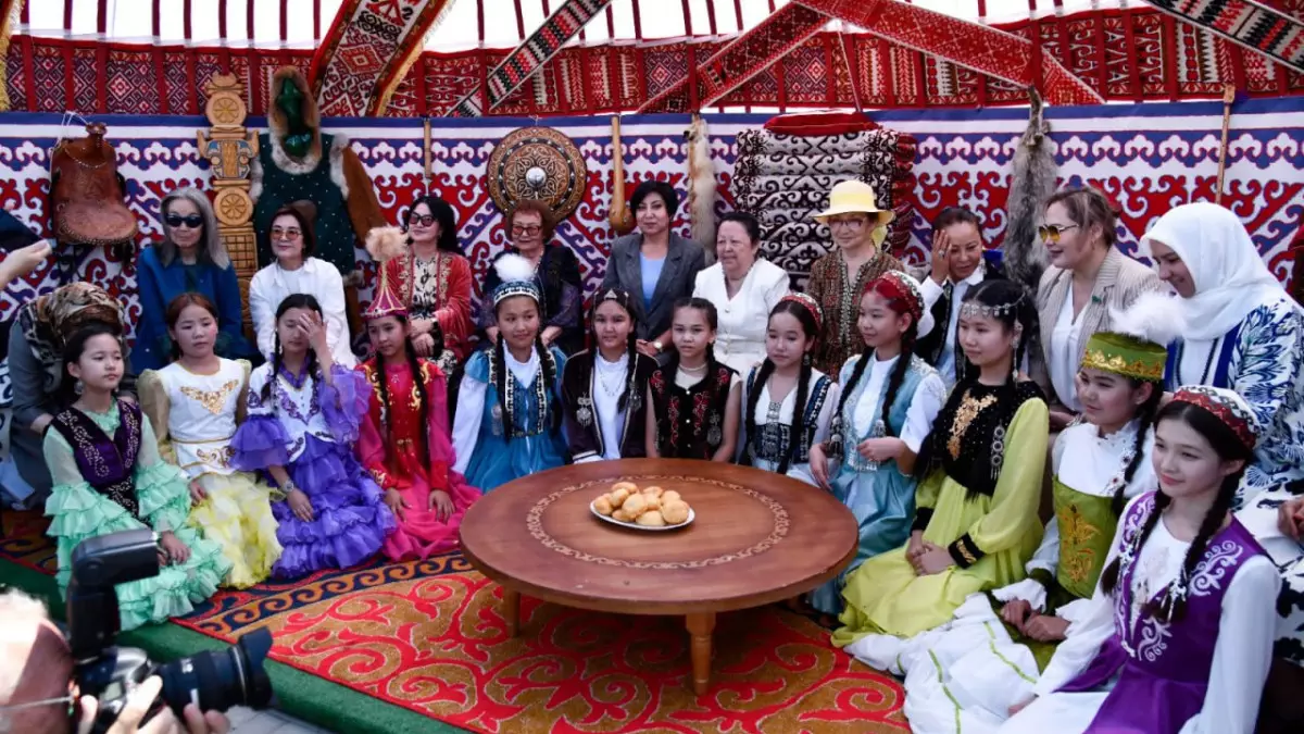 Обряд «Шолпы тағу» провели на этнографическом фестивале в «Бозоке»