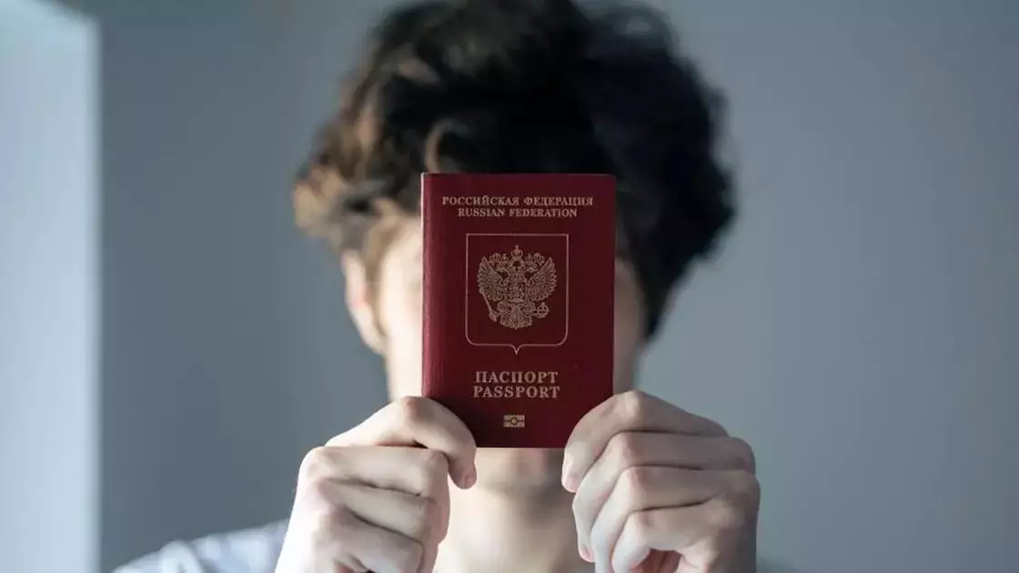 Мигрантов-уклонистов хотят лишать гражданства в России
