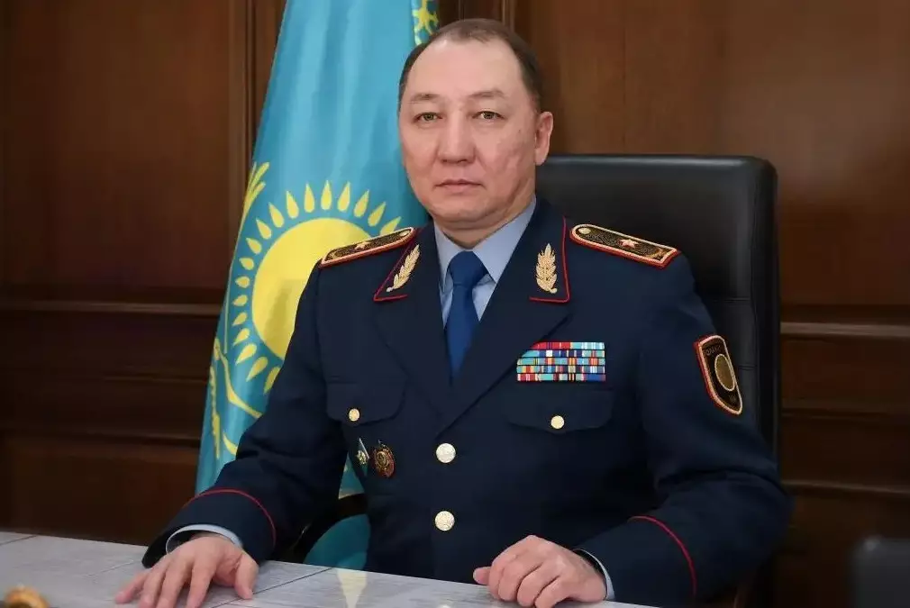 Начальника Департамента полиции Жамбылской области временно отстранили от должности из-за видео в соцсетях