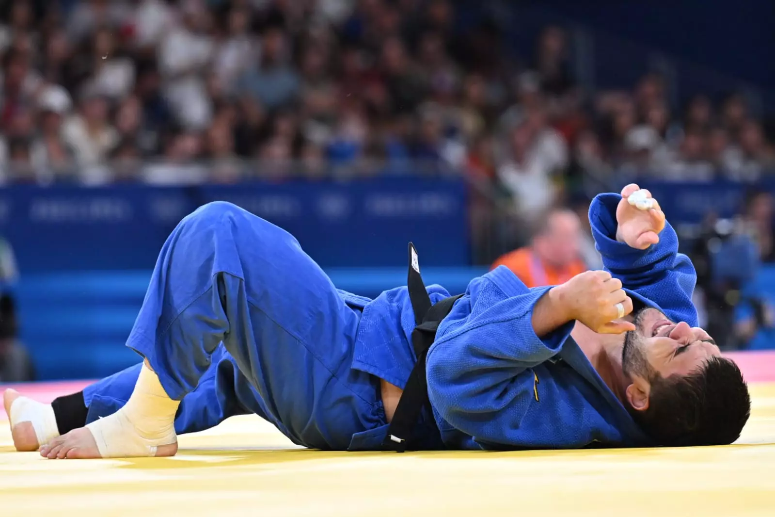 Дзюдо: Нұрлыбек Шарханның әлем чемпионына шамасы жетпеді